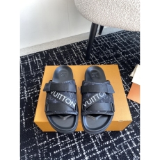 Louis Vuitton Slippers